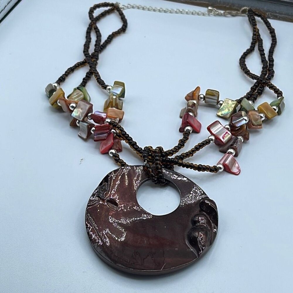 Blister pearl amber glass mother of pearl necklace.*